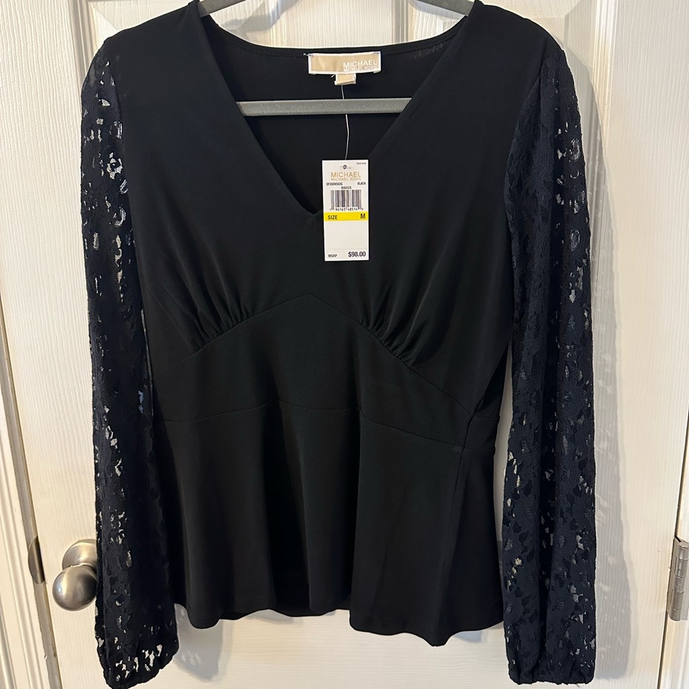 Michael Kors lace sleeve, vneck top. NWT! Size med.
